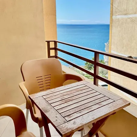 Vitamin * Sarande
